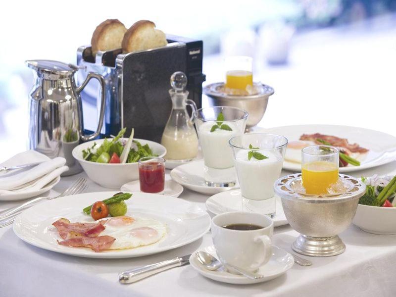Hotel Nikko Fukuoka Fukuoka  Bagian luar foto A breakfast buffet